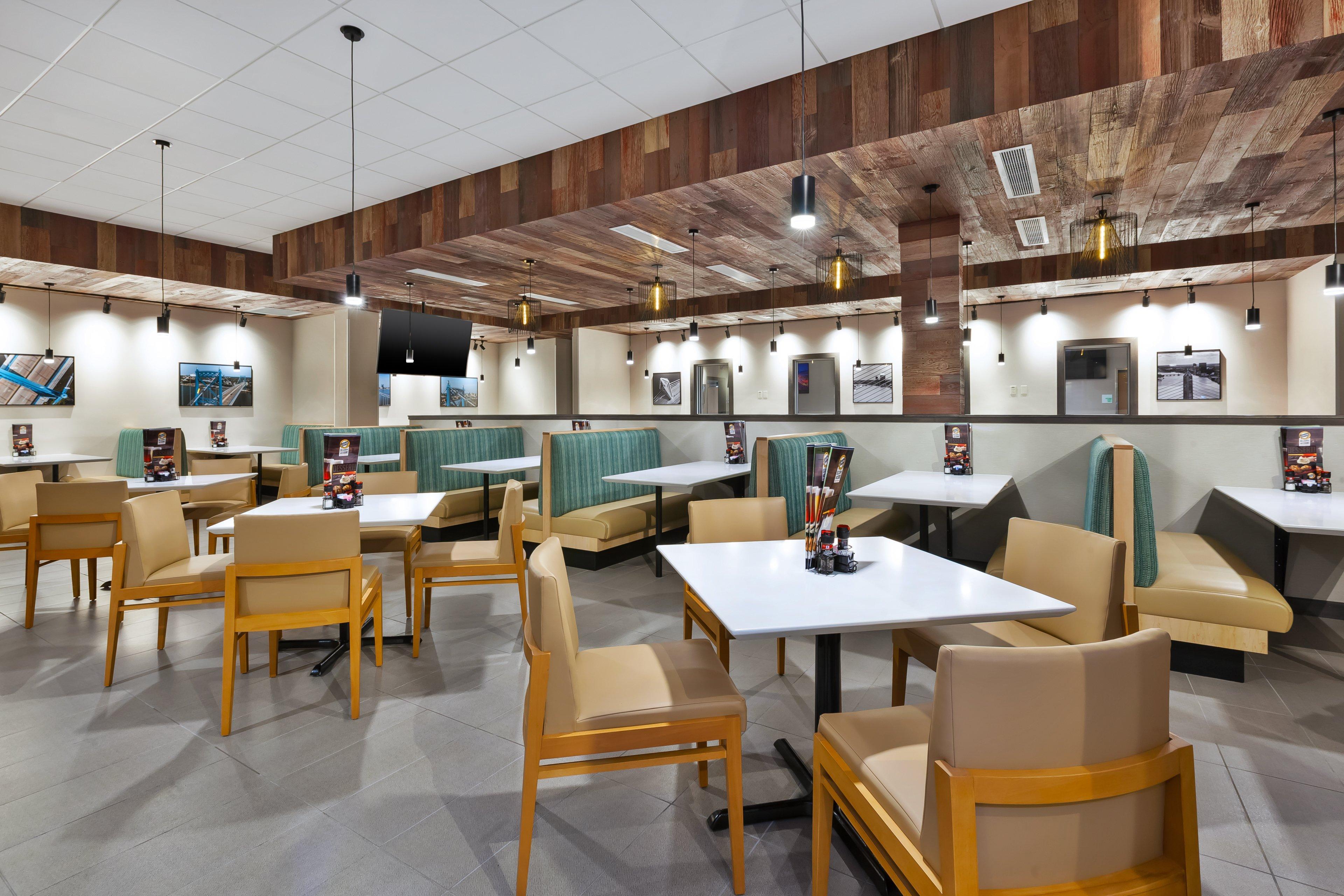 Holiday Inn & Suites - Toledo Southwest - Perrysburg By Ihg Екстериор снимка